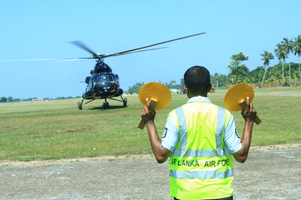 connConnaissance de Ceylan with
Helitours